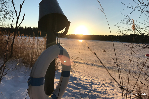 Pelastusrengas, talvinen ranta