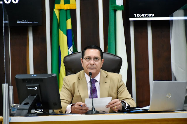 Ezequiel Ferreira solicita perfuração e instalação de poços para Caraúbas e outras cidades da região Oeste