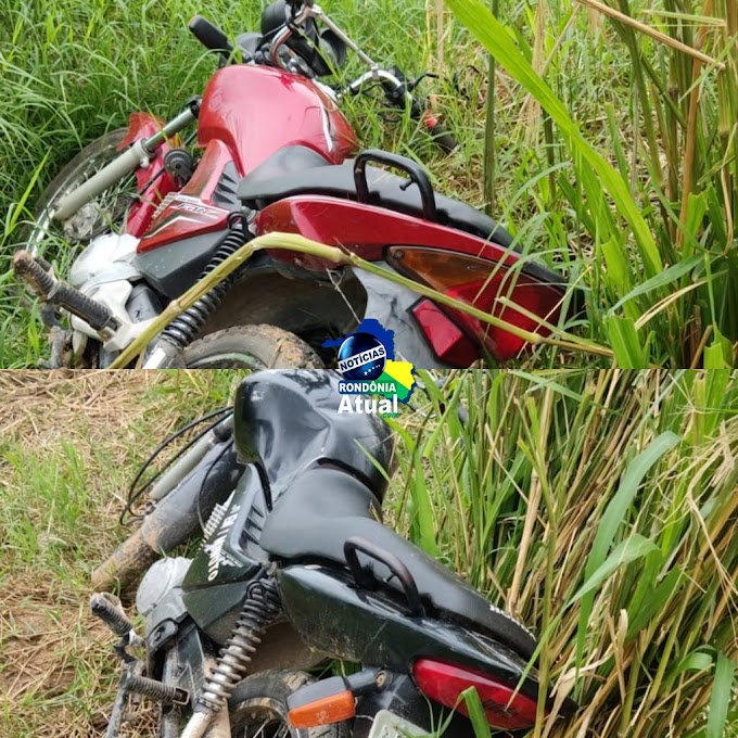 Motos roubadas são recuperadas pela PM em meio a um matagal