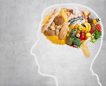 Many nutritional food are portrayed in the place of human brain