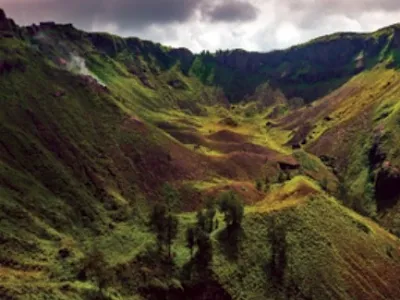 Kaldera-Batur,-Bali:-Global-Geopark-(2012)