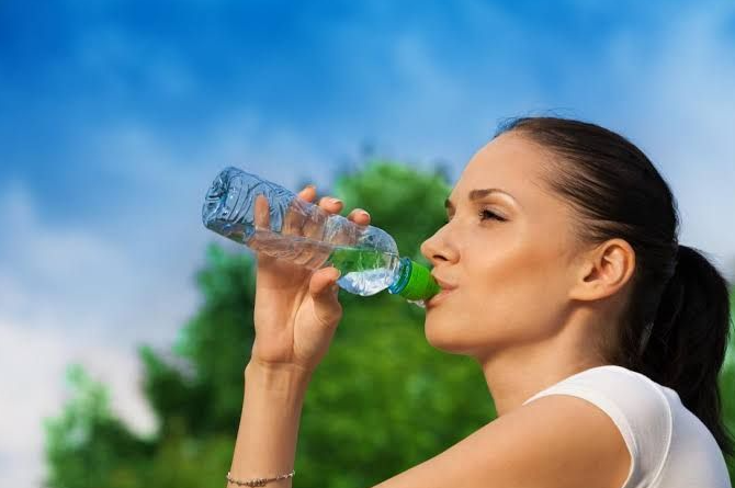 5 Faktor yang Membuat Air Minum Sehat Untuk Dikonsumsi