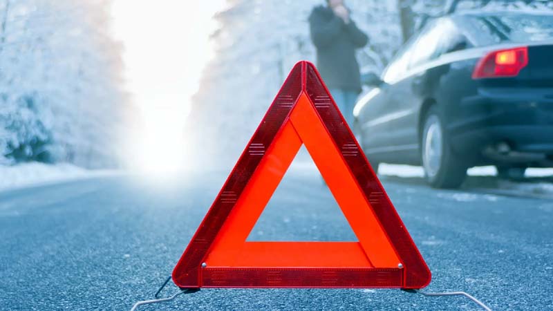 Tips for Winter Car Survival When Stranded in the Cold
