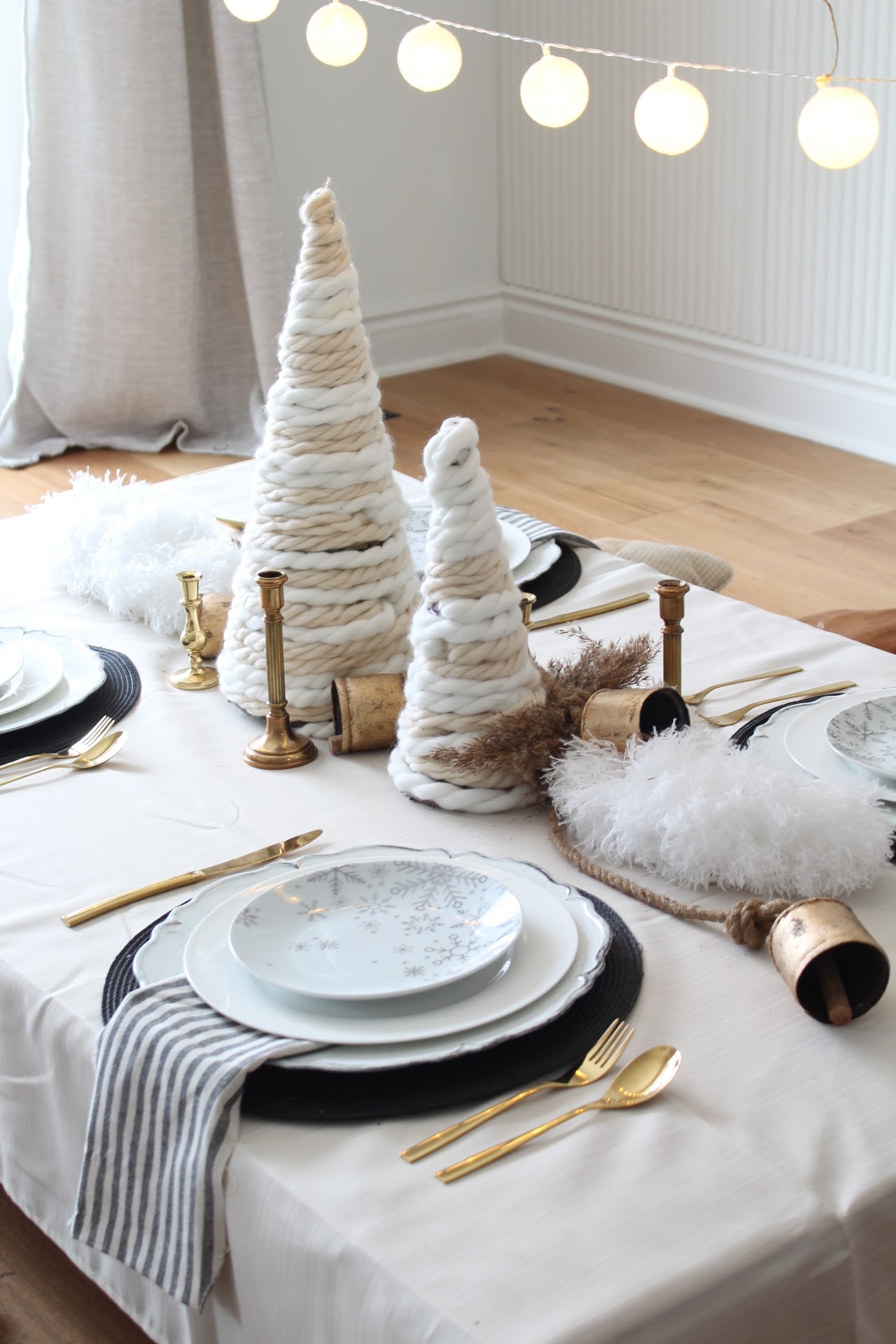 How to create a low boho Christmas Table