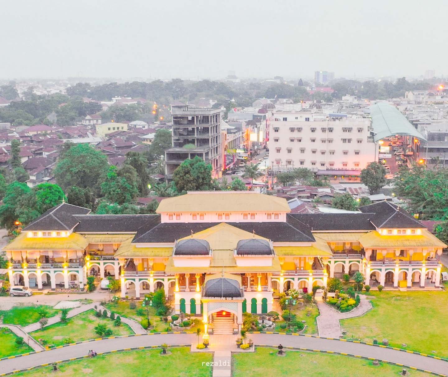 Istana Maimun Medan