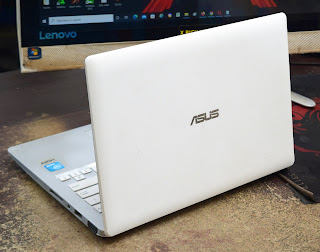 Jual ASUS X201E Intel Celeron 847 Second Malang