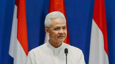 Ganjar Deklarasi Oposisi Prabowo-Gibran
