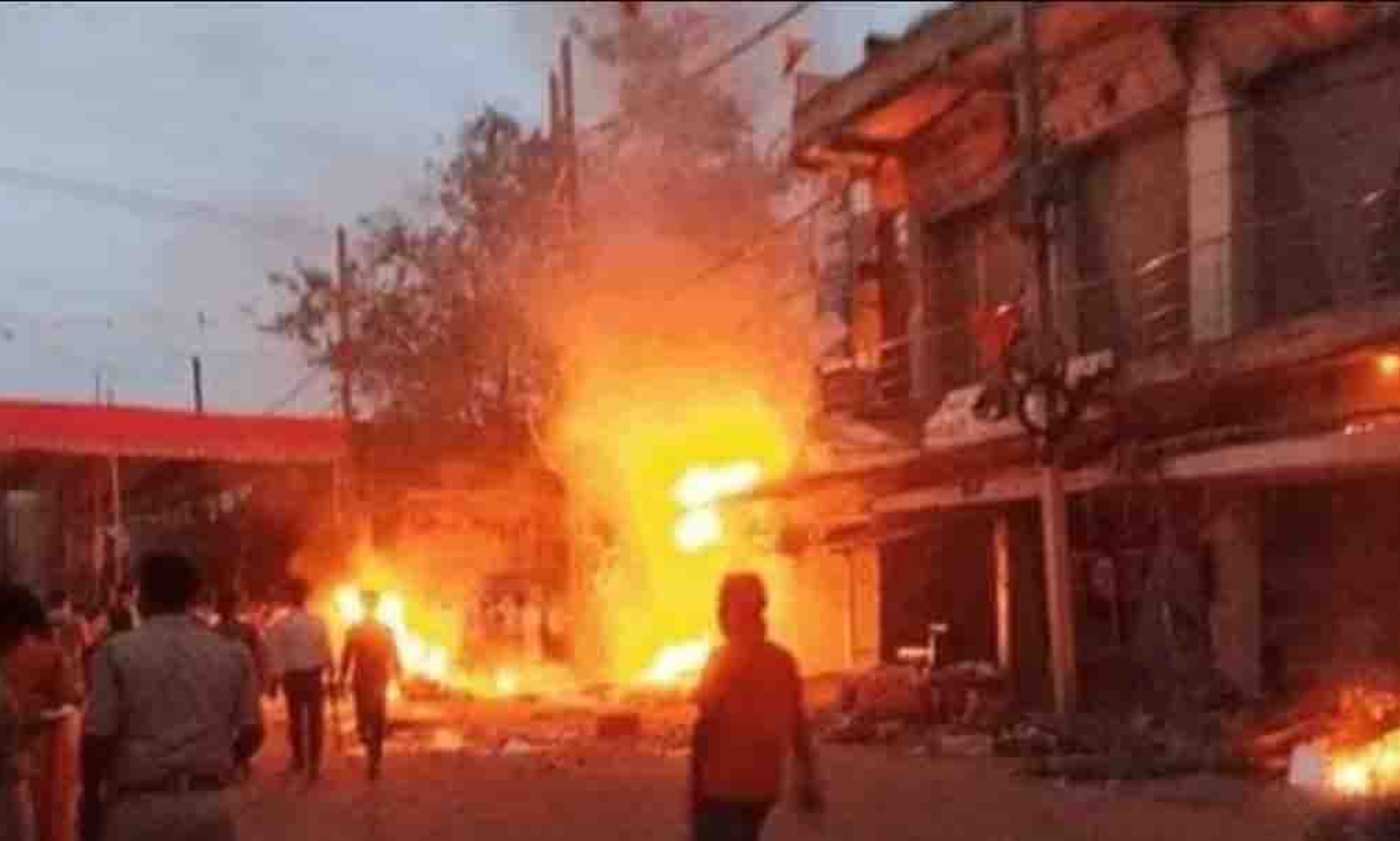 Violence on Ram Navami: कर्फ्यू के बीच बम धमाके से दहला बिहार का सासाराम ,विस्फोट में आधा दर्जन लोग घायल
