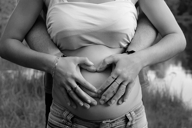 Pregnancy Symptoms in marathiलक्षणे: Pregnancy Symptoms in marathi | गर्भधारणा झाली कसे ओळखावे घरगुती उपाय