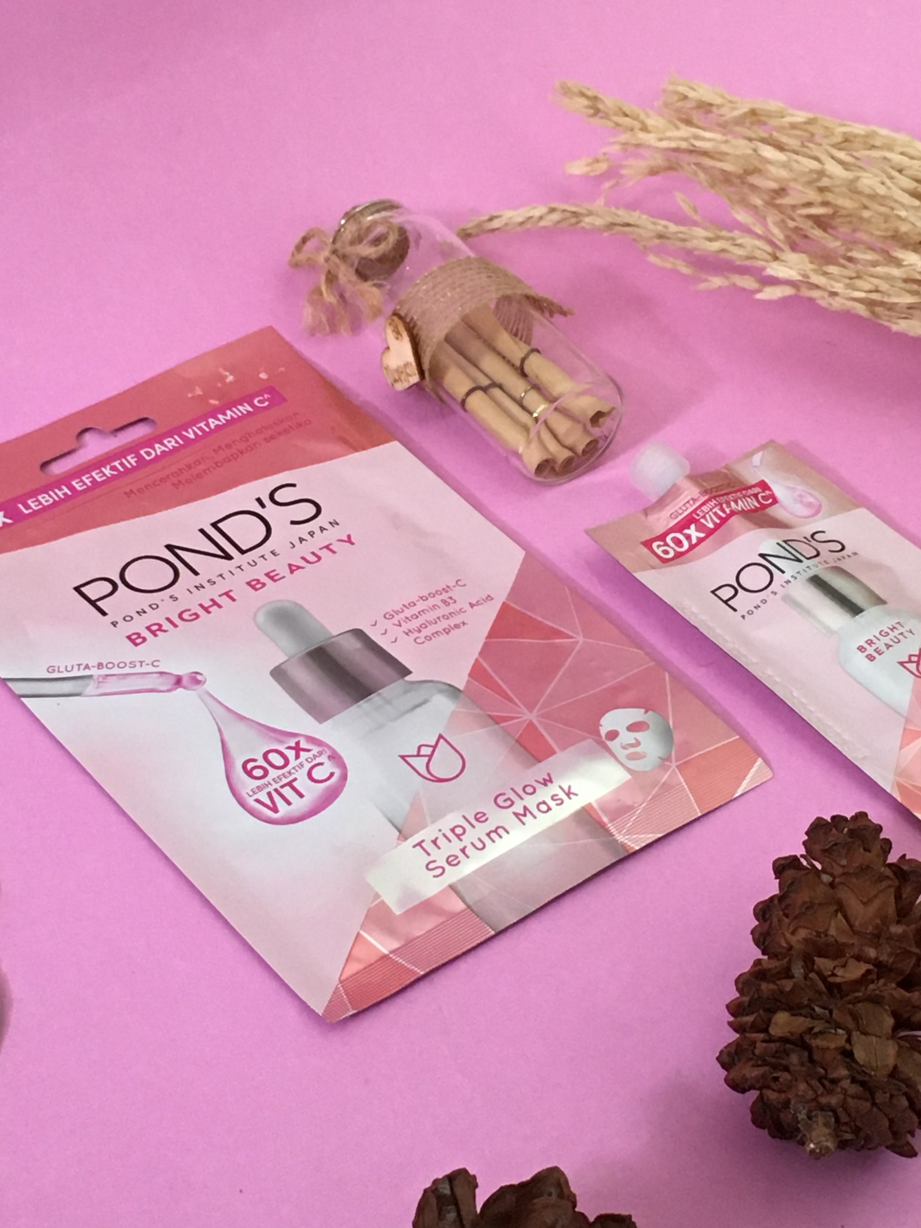 Dijamin Glowing! Inilah 2 Varian Pond's Serum Pencerah Wajah Terbaik