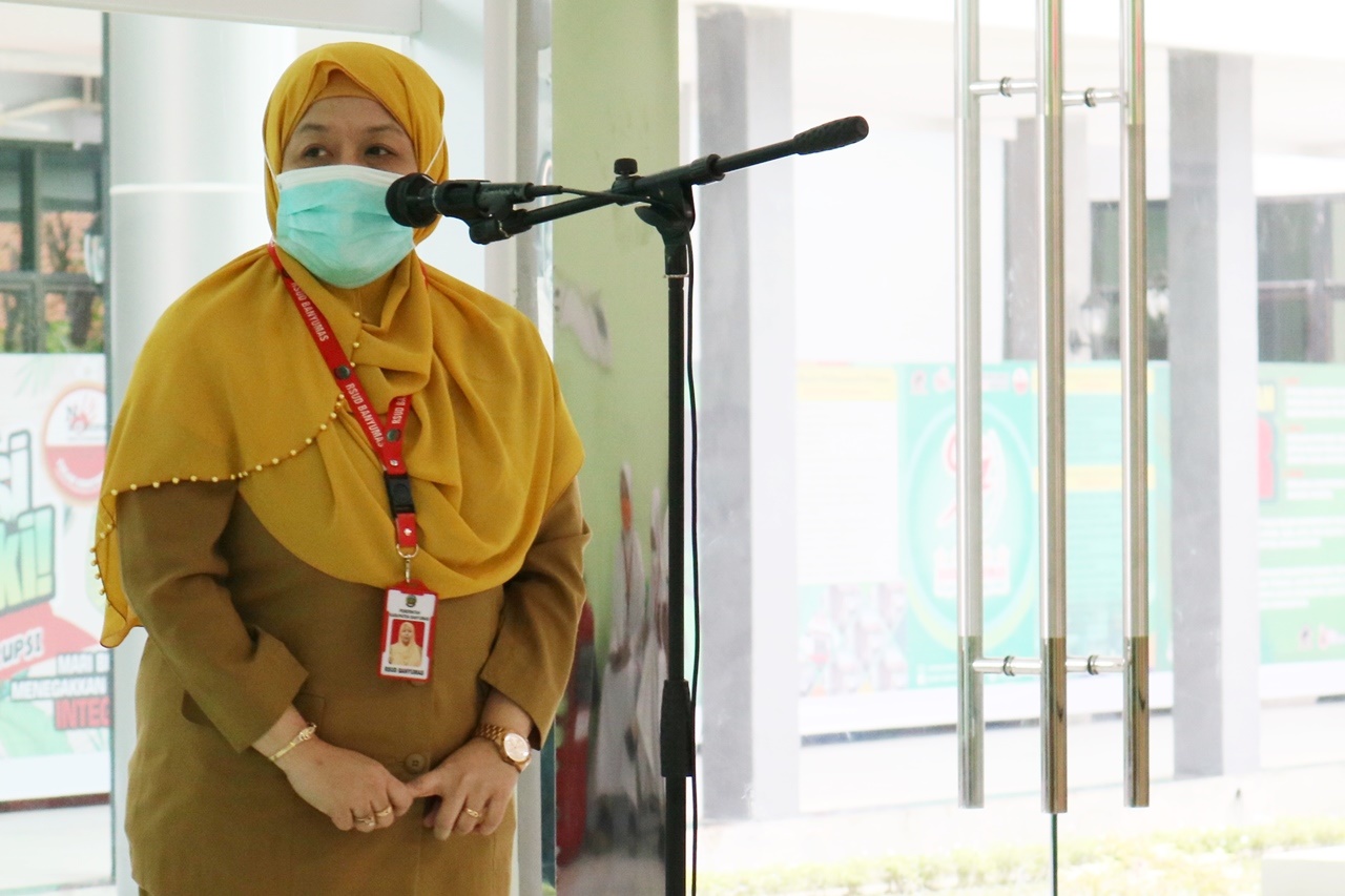 dr. Dani Esti Novia Direktur RSUD Banyumas memberikan Sambutan dalam kegiatan pembukaan pelayanan ibs baru