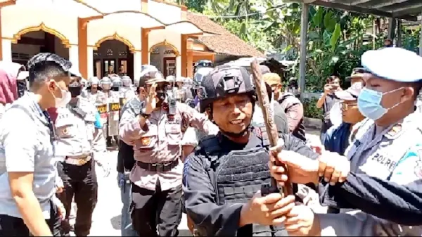 AJI Menyerukan Pemerintah Tidak Sewenang AJI Menyerukan Pemerintah Tidak Sewenang-wenang Stempel Hoaks Peristiwa Wadas