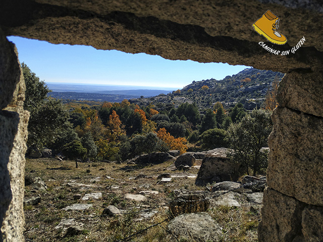 EL CERRO DE LA CABEZA A TRAVES DE LA PUERTA