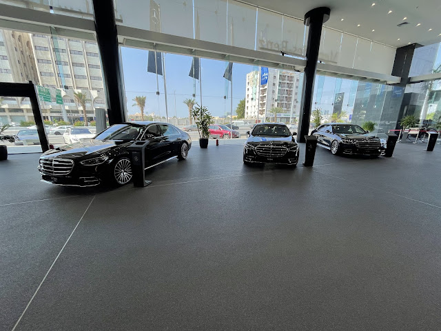 جينيسيس G80 2022 T مقابل مرسيدس بنز E450 4Matic سيدان الفاخرة متوسطة الحجم