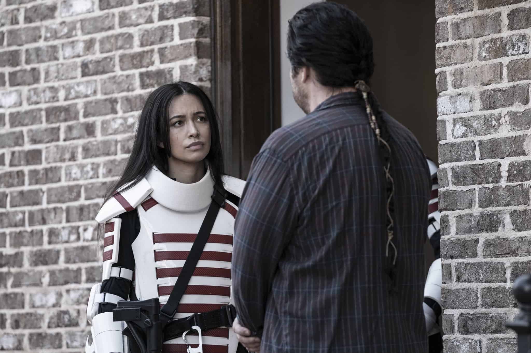 Eugene pide ayuda a Rosita para encontrar a Stephanie en 11x11 The Walking Dead