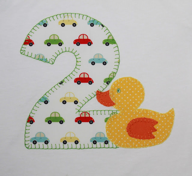 camiseta cumpleaños patito 2 años hermanos