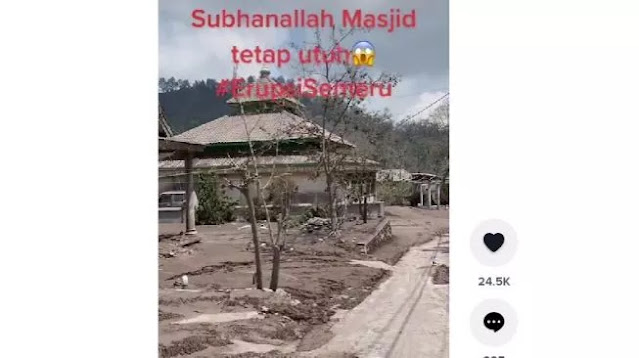 Viral! Masjid di Lereng Gunung Semeru Masih Utuh, Warganet: Subhanallah Allahu Akbar