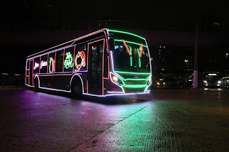 Ônibus iluminados levam população de São Paulo ao Ibirapuera nos fins de semana