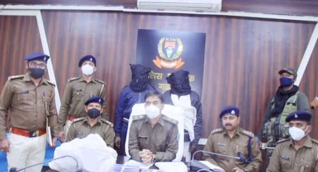  पुलिस ने संयुक्त छापेमारी कर कांडी से एक माओवादी सहित दो लोगों को किया गिरफ्तार REPORT BRAJESH PANDAY--
