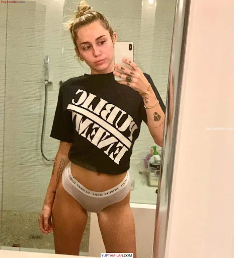 Miley Cyrus Sexy Bikini Images-Lingerie Pics