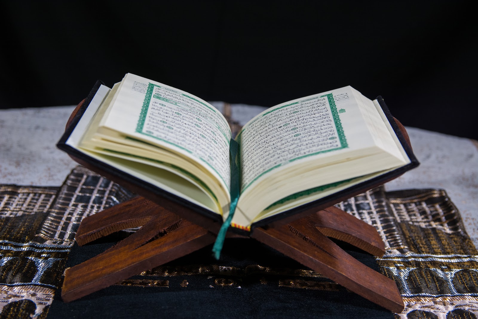 Manfaat Menghafal Al-Qur'an