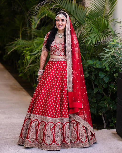 traditional south indian couple wedding dress