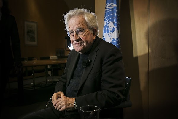 Qué futuro tiene la paz en el mundo | por Noam Chomsky