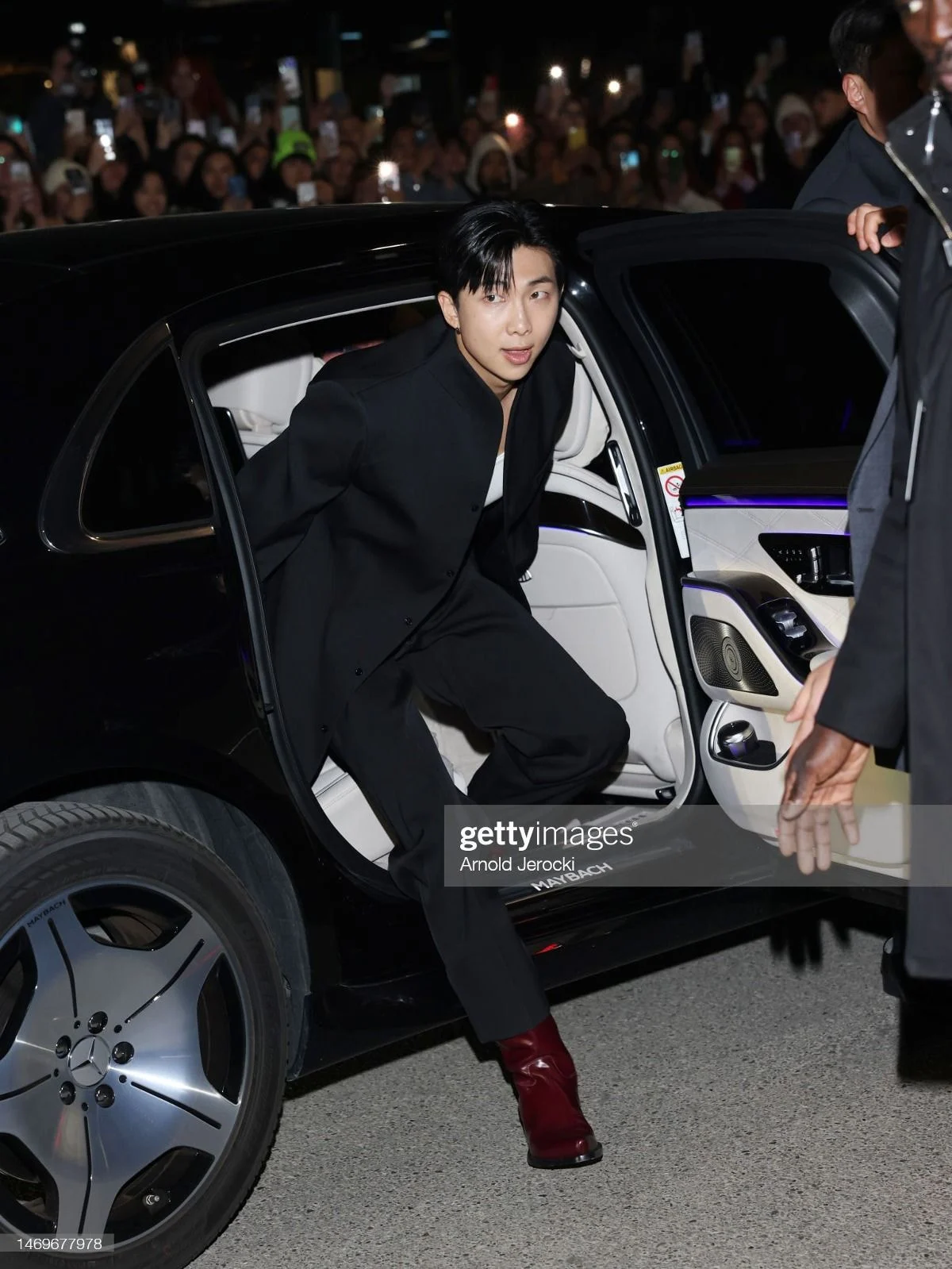 theqoo] GETTY IMAGE OF BTS RM AT THE BOTTEGA VENETA SHOW