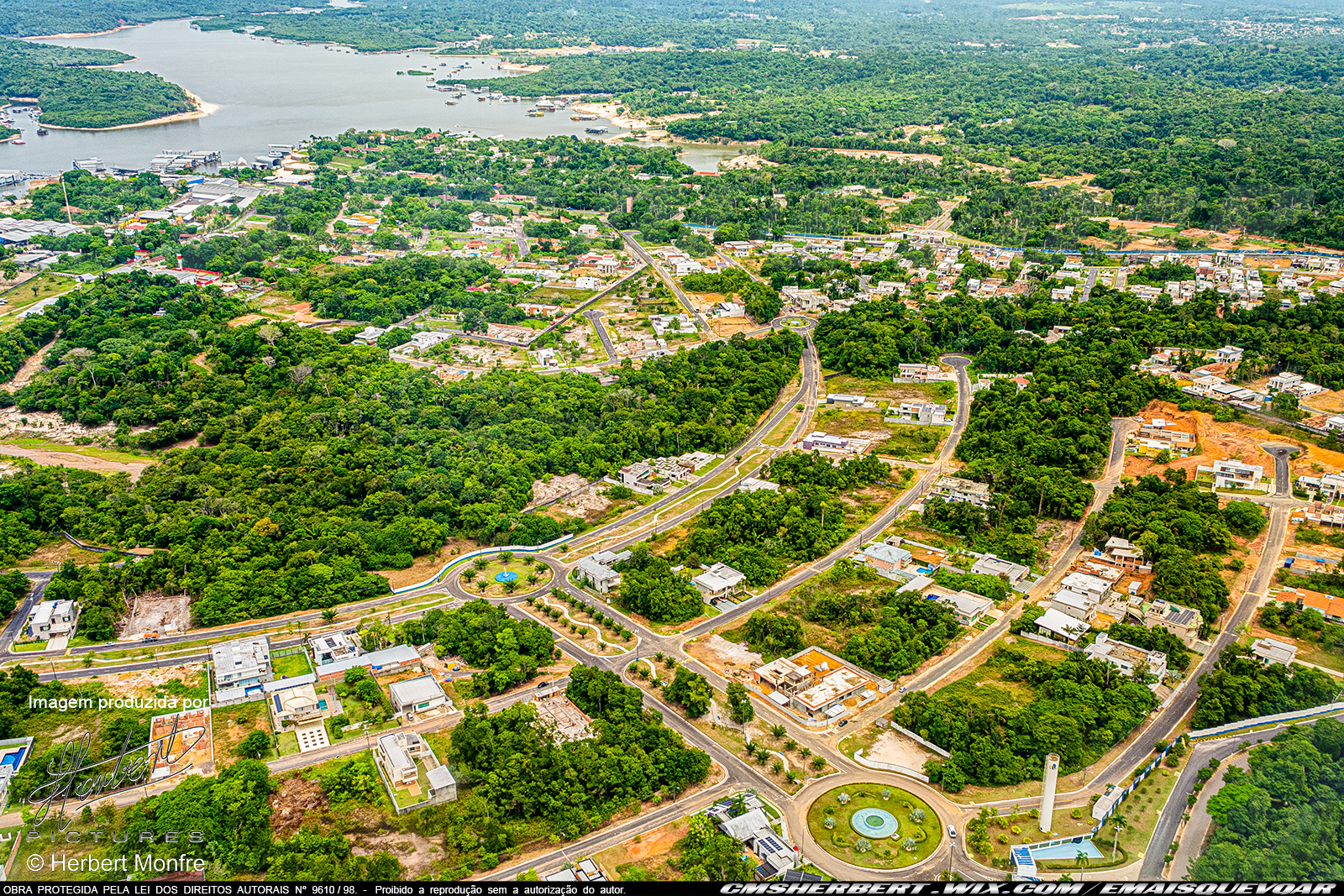 Como é voar de São Paulo a Manaus a bordo do Boeing 787 pela LATAM Brasil | É MAIS QUE VOAR | Imagem produzida por Herbert Pictures | Foto © Herbert Monfre - Fotógrafo de avião - Eventos - Publicidade - Ensaios - Contrate o fotógrafo pelo e-mail cmsherbert@hotmail.com