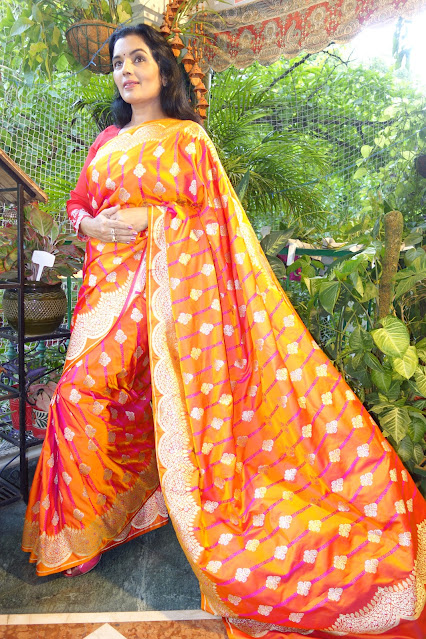 Musroo silk scallop border Banarasi saree