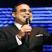 Salsero Gilberto Santa Rosa positivo a la COVID-19