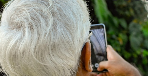 La importancia del envejecimiento en Medellín y cómo la tecnología puede ayudarlos