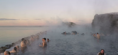 Islandia, baños termales Sky Lagoon.