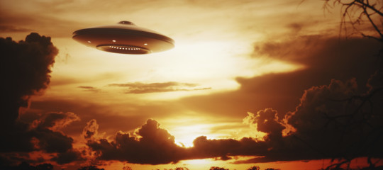 Caso di contatto di Erdington - Visita dai grigia, avvistamento di UFO, attività paranormale