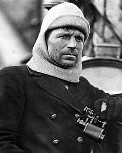 Frank Arthur Worsley (1872 –1943) foi o capitão do Endurance, designado para transportar e apoiar a expedição.