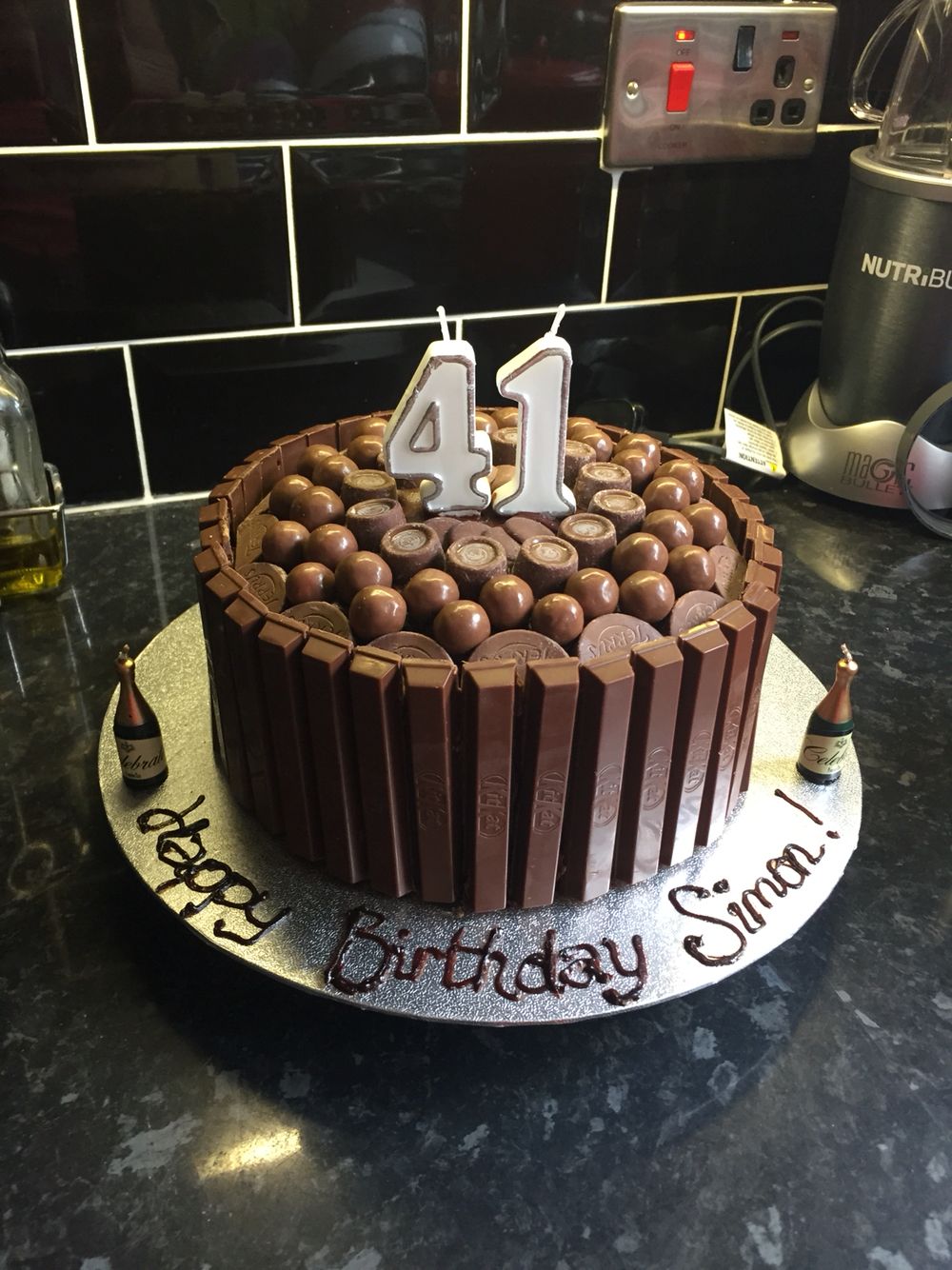 Birthday Cakes for 41 Year Olds