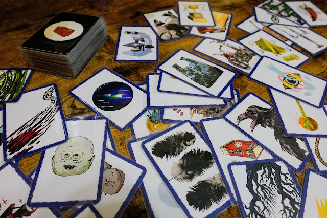 mekhane board game 遊戲拿來說故事的牌非常多