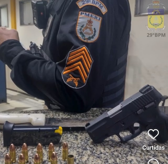 Duas pistolas são apreendidas em Cardoso Moreira