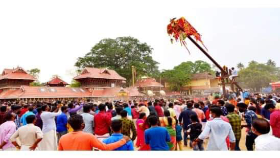 ചിറയിൻകീഴ് ശർക്കര മീനഭരണി ഏപ്രിൽ പത്തിന് പ്രാദേശിക അവധി 