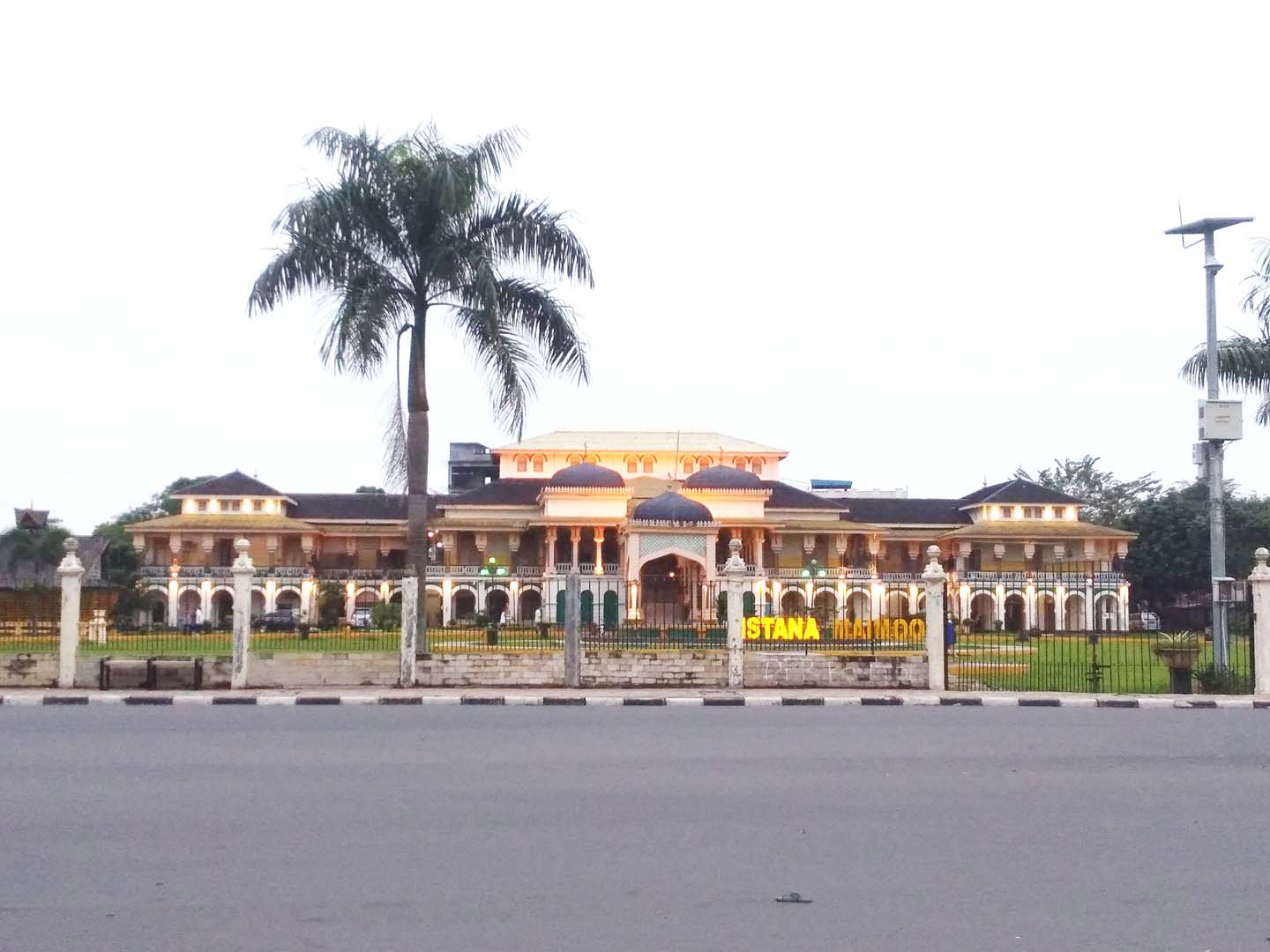 Istana Maimun Medan