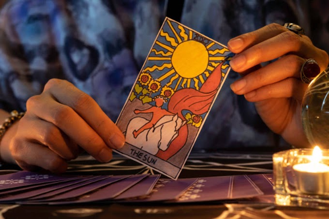 Tarot gratuit : pourquoi vaut-il mieux se fier à un professionnel ?