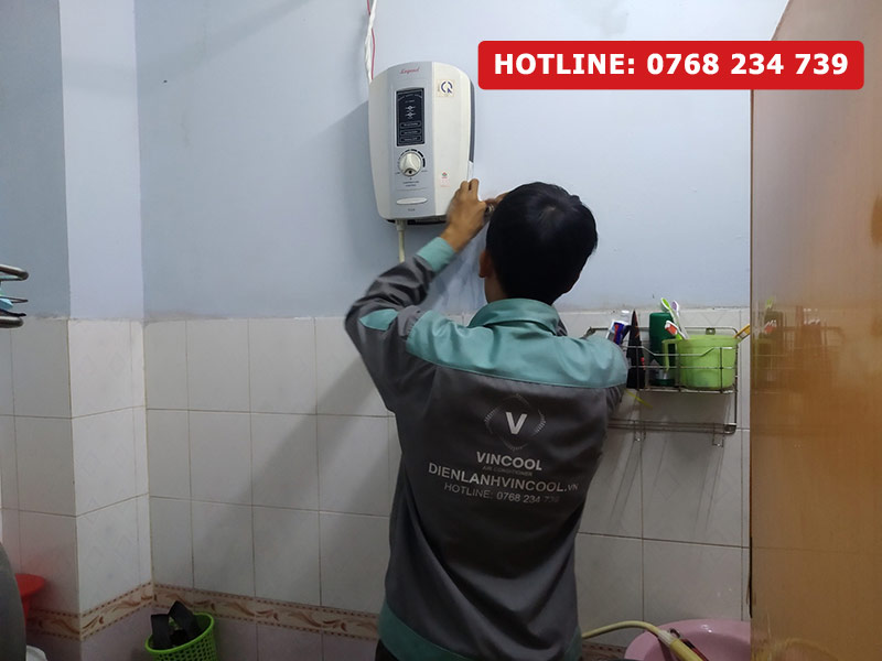 Sửa máy nước nóng quận Tân Phú uy tín, giá rẻ nhất HCM