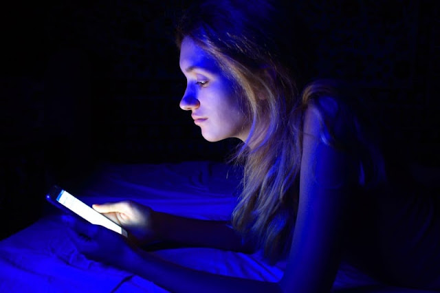 what color light helps you sleep