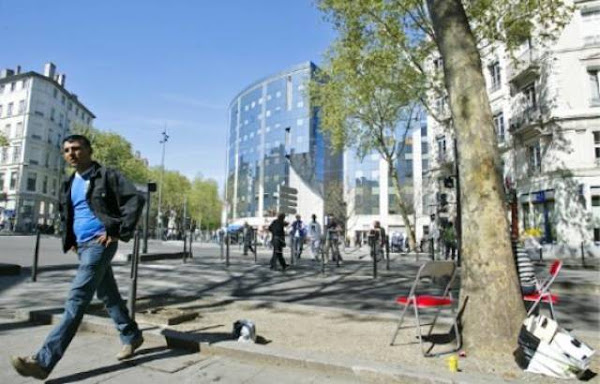 [VIDEO] Lyon : A la Guillotière, «c’est toujours le même bordel, c’est même de pire en pire»