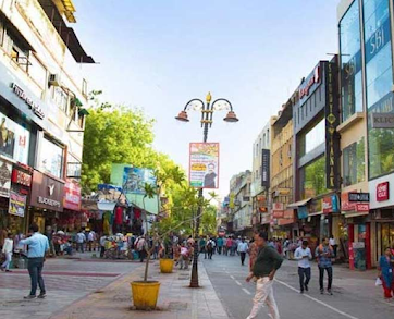 Karol Bagh Market, Hmgyan