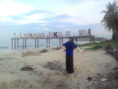 Pantai Labuhan Jukung Krui