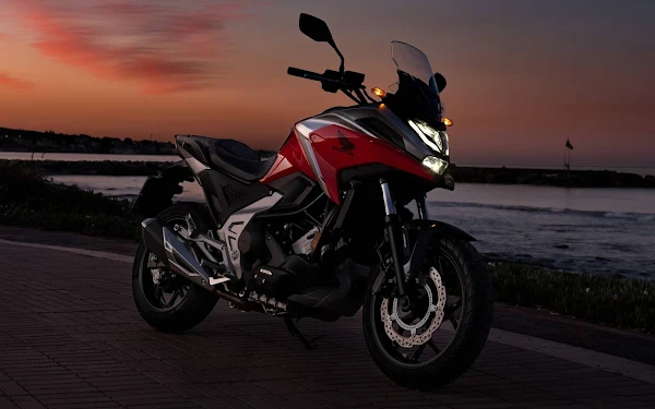 Nova Honda NC 750X automática 2022