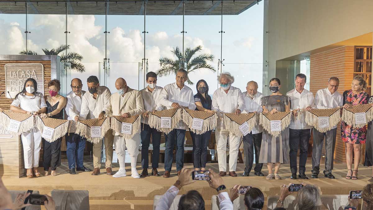 GRUPO XCARET INAUGURA CASA PLAYA 01