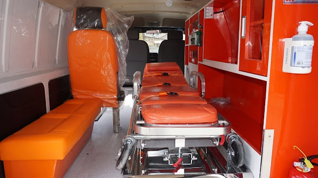 perlengkapan ambulance standar