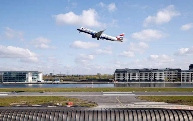 Rule change: London City Airport. Picture: Alamy